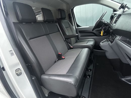 Citroën &euml;-Jumpy 75 kWh / 1e EIG. / L2H1 / 100% ELEKTRISCH / TREKHAAK / INRICHTING / AIRCO / CRUISE / NAVI / APPLE... ActivLease financial lease