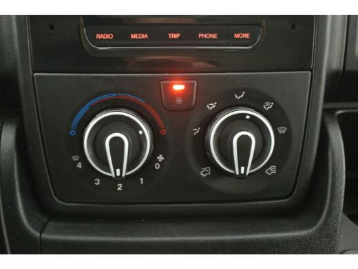 Citroën Jumper 2.0 BlueHDi L2H2 | Euro6 | Airco | Cruise | 3-Zits | Trekhaak | Elektrpakket ActivLease financial lease