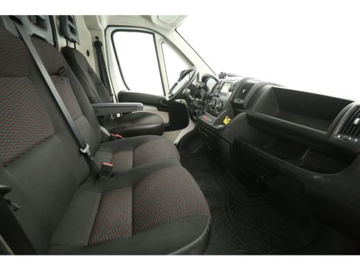 Citroën Jumper 2.0 BlueHDi L2H2 | Euro6 | Airco | Cruise | 3-Zits | Trekhaak | Elektrpakket ActivLease financial lease