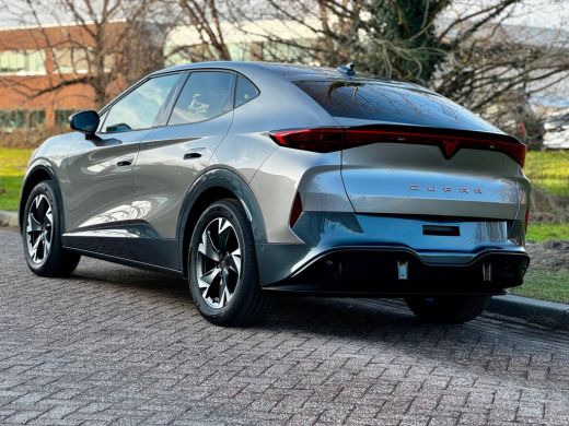 CUPRA Tavascan 82kWh 286pk Business | Keyless | Elektrische achterklep | Extra getint glas ActivLease financial lease