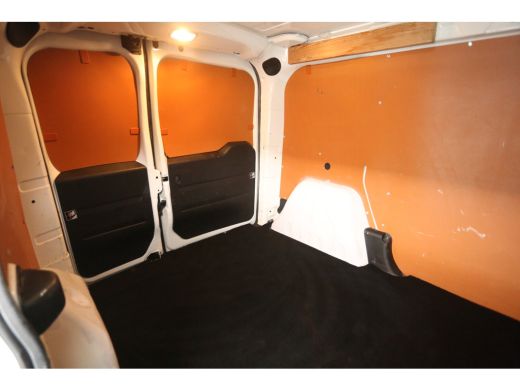 Fiat Dobl&ograve; 1.6 MJ ECO JET 105PK | Euro6 | 3-Zits | Airco | Cruise | Trekhaak | Navigatie ActivLease financial lease