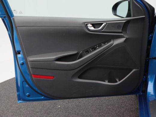 Hyundai IONIQ 1.6 GDi i-Motion 141 Pk | LED | Adaptive Cruise | Achteruitrijcamera | Climate Control | Bluetoot... ActivLease financial lease