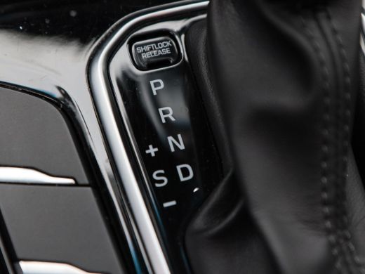 Hyundai IONIQ 1.6 GDi i-Motion 141 Pk | LED | Adaptive Cruise | Achteruitrijcamera | Climate Control | Bluetoot... ActivLease financial lease