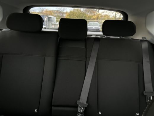 Hyundai Kona Comfort Smart 65.4 kWh | &euro;7.500,- Korting! | Climate / Cruise Control | Navigatiesysteem | Achter... ActivLease financial lease