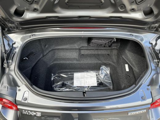 Mazda MX-5 1.5 SkyActiv-G 132 Exclusive-Line | &euro;3.000 instap voordeel! | uit voorraad leverbaar! | Rijklaarp... ActivLease financial lease