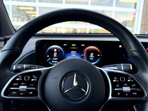Mercedes-Benz EQC 400 4MATIC Business Solution Luxury 80 kWh SOH 94,7%, Leer, Carplay, Adap.cruise ActivLease financial lease