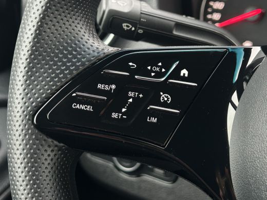 Mercedes-Benz Sprinter 317 CDI AUTOMAAT FACE-LIFT 3.5T RWD / L2H2 / *** 9.061 KM !!*** / LED / STOELVERW / DODEHOEK / MB... ActivLease financial lease