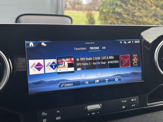 Mercedes-Benz Sprinter 317 CDI AUTOMAAT FACE-LIFT 3.5T RWD / L2H2 / *** 9.061 KM !!*** / LED / STOELVERW / DODEHOEK / MB... ActivLease financial lease