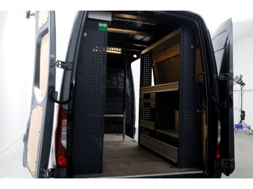 Mercedes-Benz Sprinter 319 CDI 3.0 V6 190pk E6 L2H2 7G Automaat LED/Navi/360&deg; Camera 10-2019 ActivLease financial lease