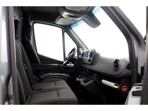 Mercedes-Benz Sprinter 319 CDI 3.0 V6 190pk E6 L2H2 7G Automaat LED/Navi/360&deg; Camera 10-2019 ActivLease financial lease