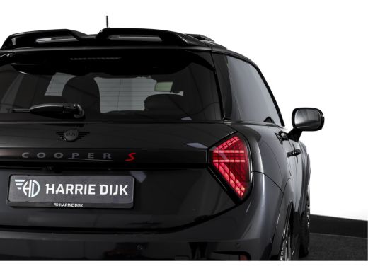 Mini 3-Deurs 2.0 Cooper S John Cooper Works XL | S/K Panodak | Dig. Cockpit | Adapt. Cruise | Elek. Stoelen-+m... ActivLease financial lease