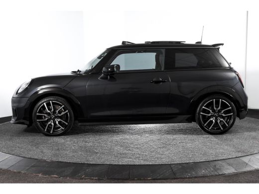 Mini 3-Deurs 2.0 Cooper S John Cooper Works XL | S/K Panodak | Dig. Cockpit | Adapt. Cruise | Elek. Stoelen-+m... ActivLease financial lease