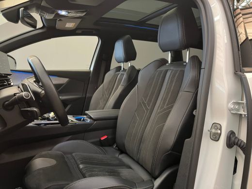 Peugeot 5008 1.2 Hybrid GT Navigatie | Panoramadak | Climate | Stoelverwarming | Apple Carplay/Android Auto | ... ActivLease financial lease