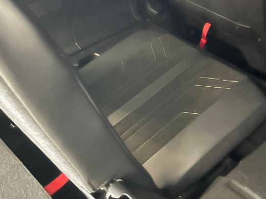 Peugeot 5008 1.2 Hybrid GT Navigatie | Panoramadak | Climate | Stoelverwarming | Apple Carplay/Android Auto | ... ActivLease financial lease