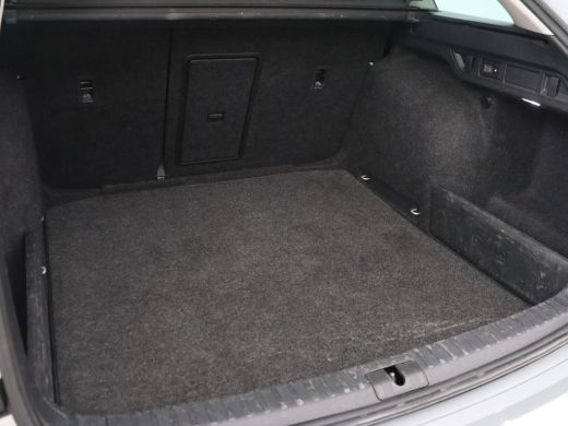 Skoda Octavia 1.0 e-TSI Business Edition Plus | Trekhaak | Stoelverwarming | Adaptive cruise | Sfeerverlichting... ActivLease financial lease