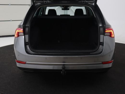 Skoda Octavia 1.0 TSI Business Edition Plus | Stoelverwarming | Adaptive cruise | Trekhaak | Carplay | Sfeerver... ActivLease financial lease