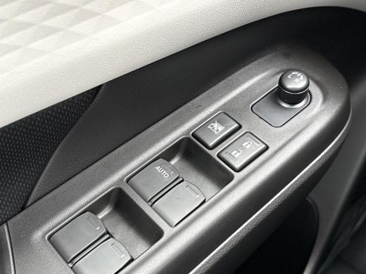 Suzuki Swift 1.2 Comfort Smart Hybrid **NIEUWE AUTO/ DIRECT LEVERBAAR** ActivLease financial lease