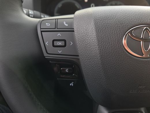 Toyota C-HR 2.0 Plug-in Hybrid 220 First Edition | Apple CarPlay | Rijklaar incl. garantie | ActivLease financial lease