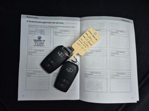 Toyota Yaris 1.5 Hybrid 115 Dynamic | Navigatie | Apple CarPlay/Android auto | Achteruitrijcamera | Comfort Pack ActivLease financial lease