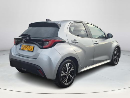 Toyota Yaris 1.5 Hybrid 115 Dynamic | Navigatie | Apple CarPlay/Android auto | Achteruitrijcamera | Comfort Pack ActivLease financial lease