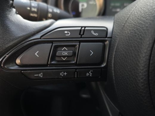 Toyota Yaris 1.5 Hybrid Executive | Panorama | Head Up | Apple CarPlay | Rijklaar incl. garantie | ActivLease financial lease