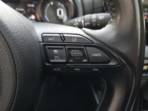 Toyota Yaris 1.5 Hybrid Executive | Panorama | Head Up | Apple CarPlay | Rijklaar incl. garantie | ActivLease financial lease