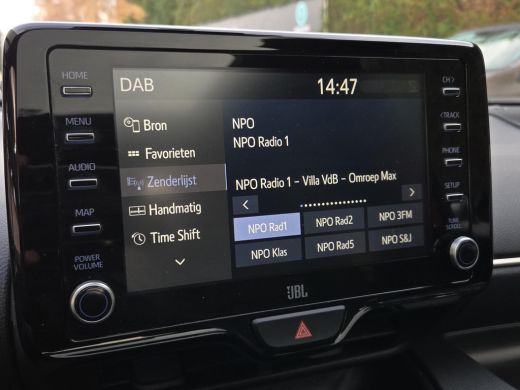 Toyota Yaris 1.5 Hybrid Executive | Panorama | Head Up | Apple CarPlay | Rijklaar incl. garantie | ActivLease financial lease