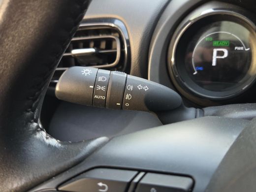 Toyota Yaris 1.5 Hybrid Executive | Panorama | Head Up | Apple CarPlay | Rijklaar incl. garantie | ActivLease financial lease