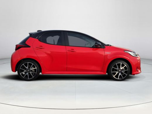 Toyota Yaris 1.5 Hybrid Executive | Panorama | Head Up | Apple CarPlay | Rijklaar incl. garantie | ActivLease financial lease