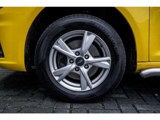 Volkswagen Caddy 2.0 TDI L1H1 | Automaat | Led | Carplay | Camera | Trekhaak | Cruise | Airco ActivLease financial lease