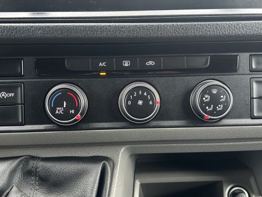 Volkswagen Crafter 35 2.0 TDI 140 PK HIGHLINE / L3H3 / 1e EIG. / TREKHAAK / AIRCO / CRUISE / BLUETOOTH / 6-BAK ActivLease financial lease