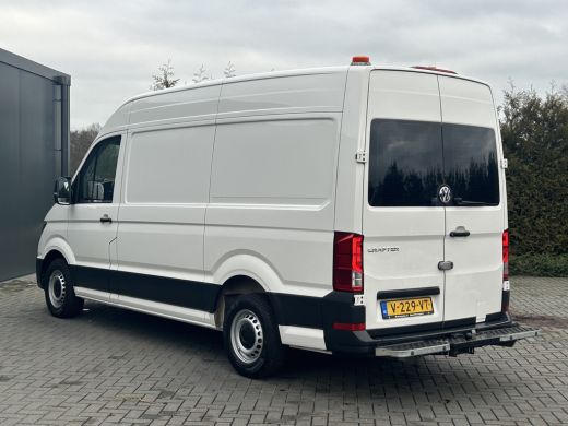 Volkswagen Crafter 35 2.0 TDI 140 PK HIGHLINE / L3H3 / 1e EIG. / TREKHAAK / AIRCO / CRUISE / BLUETOOTH / 6-BAK ActivLease financial lease