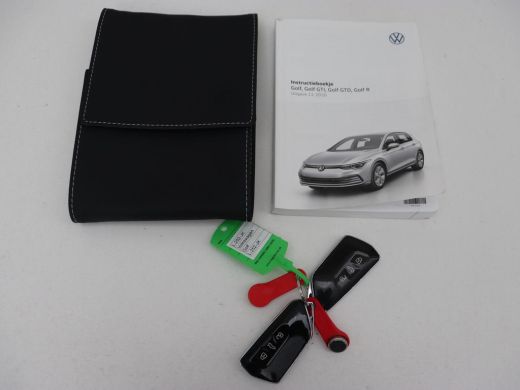 Volkswagen Golf 1.5 TSI Life Business | Matrix LED | Camera | Massage | Carplay | Keyless | Memory | Navigatie | ... ActivLease financial lease