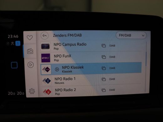 Volkswagen Golf 1.5 TSI Life Business | Matrix LED | Camera | Massage | Carplay | Keyless | Memory | Navigatie | ... ActivLease financial lease