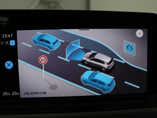 Volkswagen Golf 1.5 TSI Life Business | Matrix LED | Camera | Massage | Carplay | Keyless | Memory | Navigatie | ... ActivLease financial lease