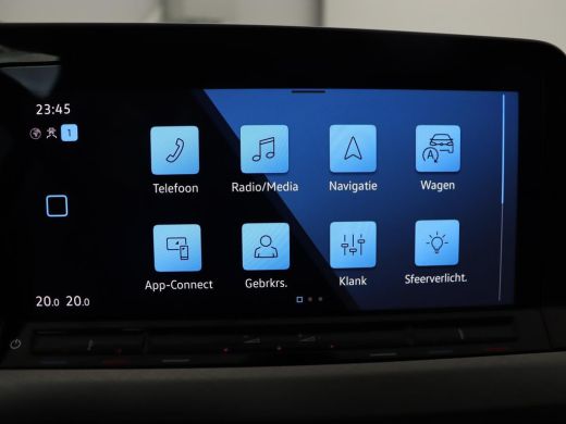 Volkswagen Golf 1.5 TSI Life Business | Matrix LED | Camera | Massage | Carplay | Keyless | Memory | Navigatie | ... ActivLease financial lease