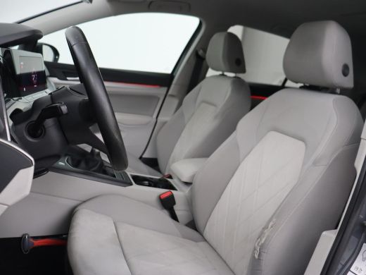 Volkswagen Golf 1.5 TSI Life Business | Matrix LED | Camera | Massage | Carplay | Keyless | Memory | Navigatie | ... ActivLease financial lease