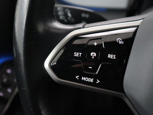 Volkswagen ID.3 First Plus 58 kWh | Stoelverwarming | Matrix LED | Adaptive cruise | Camera | Carplay | Keyless |... ActivLease financial lease