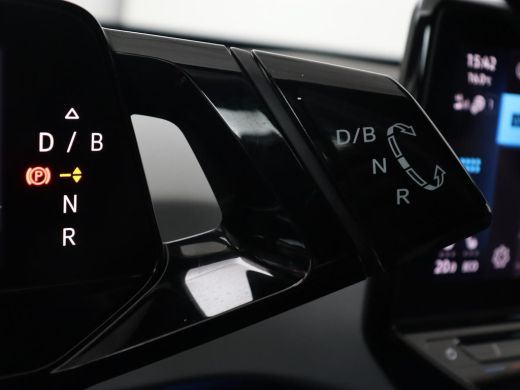 Volkswagen ID.3 First Plus 58 kWh | Stoelverwarming | Matrix LED | Adaptive cruise | Camera | Carplay | Keyless |... ActivLease financial lease