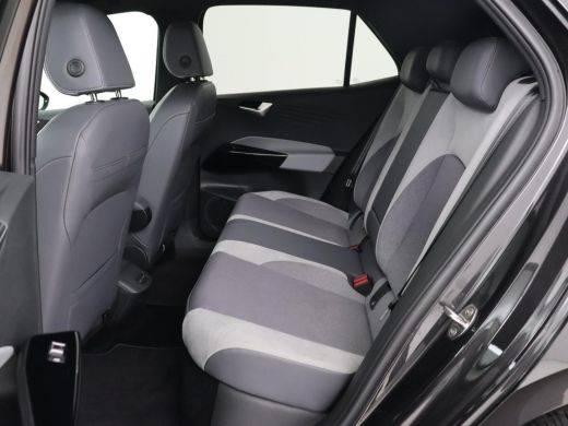Volkswagen ID.3 First Plus 58 kWh | Stoelverwarming | Matrix LED | Adaptive cruise | Camera | Carplay | Keyless |... ActivLease financial lease