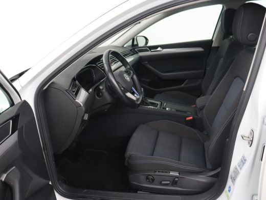 Volkswagen Passat 1.4 TSI PHEV GTE | Stoelverwarming | Virtual Cockpit | Adaptive cruise | Massage | Matrix LED | C... ActivLease financial lease