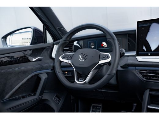 Volkswagen Tayron 1.5 TSI eHybrid 204pk R-Line | Trekhaak | Head-Up | 360 Camera | Stoelmassage & Verwarming | 19" ActivLease financial lease