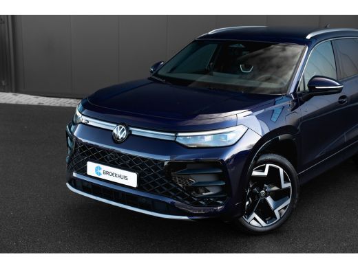 Volkswagen Tayron 1.5 TSI eHybrid 204pk R-Line | Trekhaak | Head-Up | 360 Camera | Stoelmassage & Verwarming | 19" ActivLease financial lease