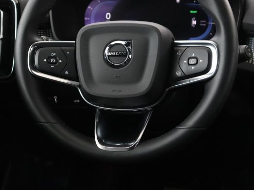 Volvo  XC40 Recharge Plus | Trekhaak | Stoel & stuurverwarming | Warmtepomp | Adaptive cruise | Carplay | Nav... ActivLease financial lease