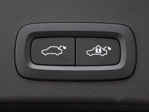 Volvo  XC40 Recharge Plus | Trekhaak | Stoel & stuurverwarming | Warmtepomp | Adaptive cruise | Carplay | Nav... ActivLease financial lease