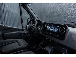 Mercedes-Benz Sprinter 317 CDI L2H2 | Mbux | Facelift | Navi | Camera | Adapt.Cruise | Automaat