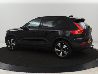 Volvo  XC40 Recharge Plus | Trekhaak | Stoel & stuurverwarming | Warmtepomp | Adaptive cruise | Carplay | Nav...