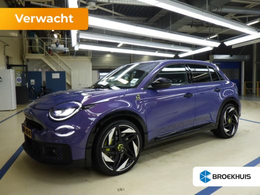 Abarth 600e Scorpionissima 54 kWh | Design Pack | Tech Pack | Gaming Pack | Winter Pack | Sound Generator | A...