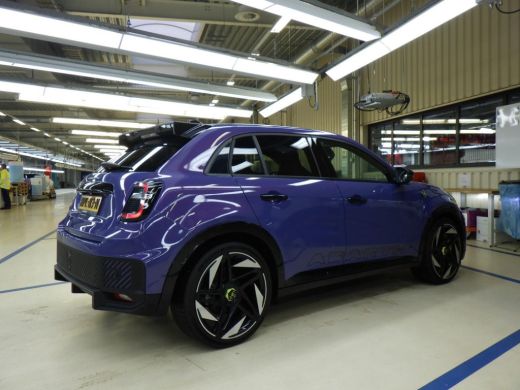 Abarth 600e Scorpionissima 54 kWh | Design Pack | Tech Pack | Gaming Pack | Winter Pack | Sound Generator | A... ActivLease financial lease