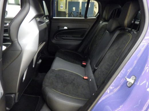 Abarth 600e Scorpionissima 54 kWh | Design Pack | Tech Pack | Gaming Pack | Winter Pack | Sound Generator | A... ActivLease financial lease